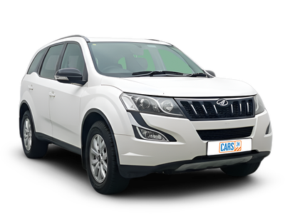 Mahindra XUV500-img